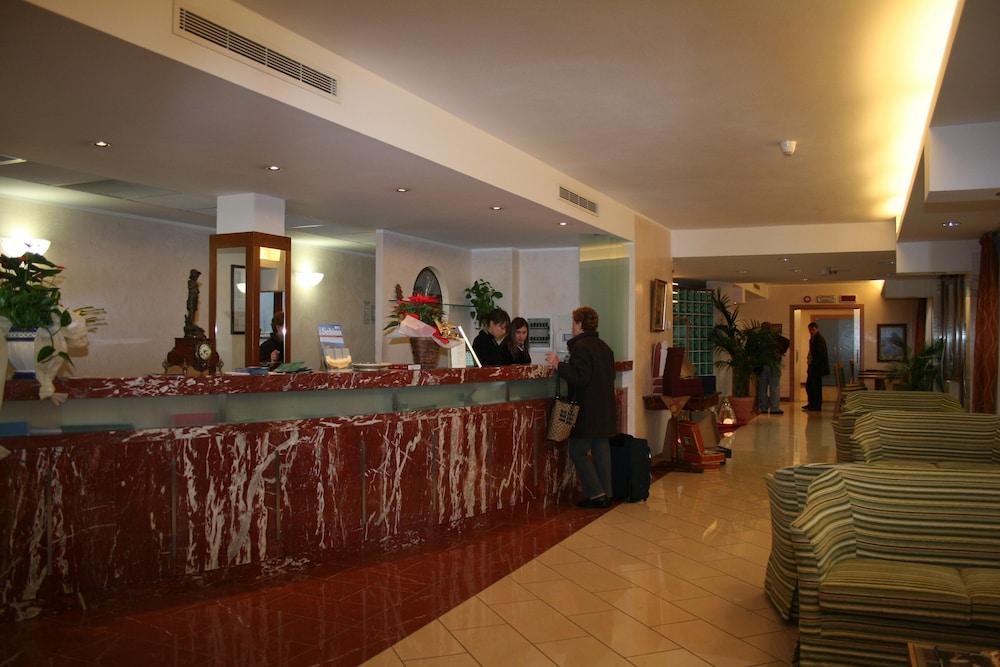 La Fonte Hotel Ome Exterior photo