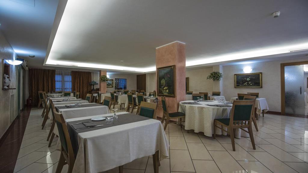 La Fonte Hotel Ome Exterior photo