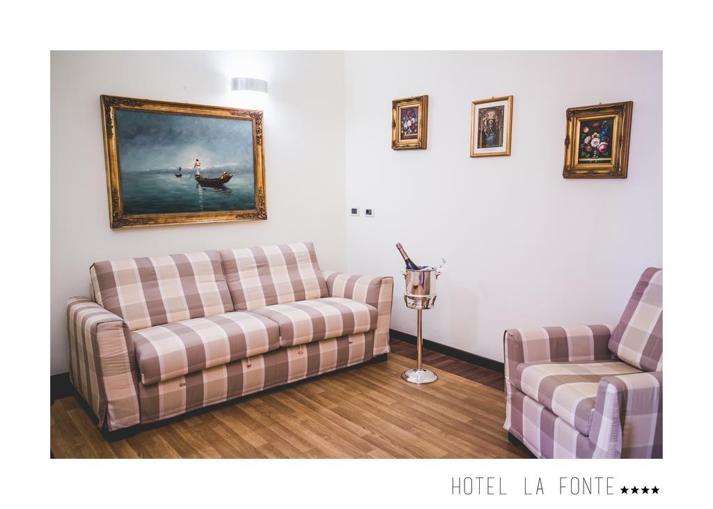La Fonte Hotel Ome Exterior photo