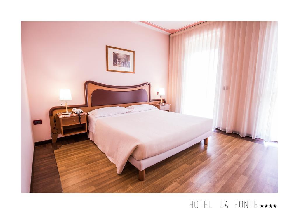 La Fonte Hotel Ome Exterior photo